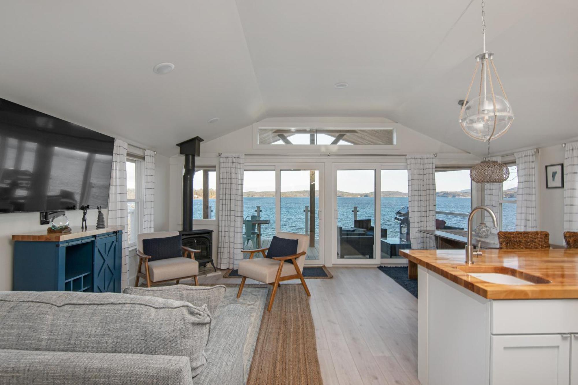 Lakeshore Vermont コルチェスター エクステリア 写真
